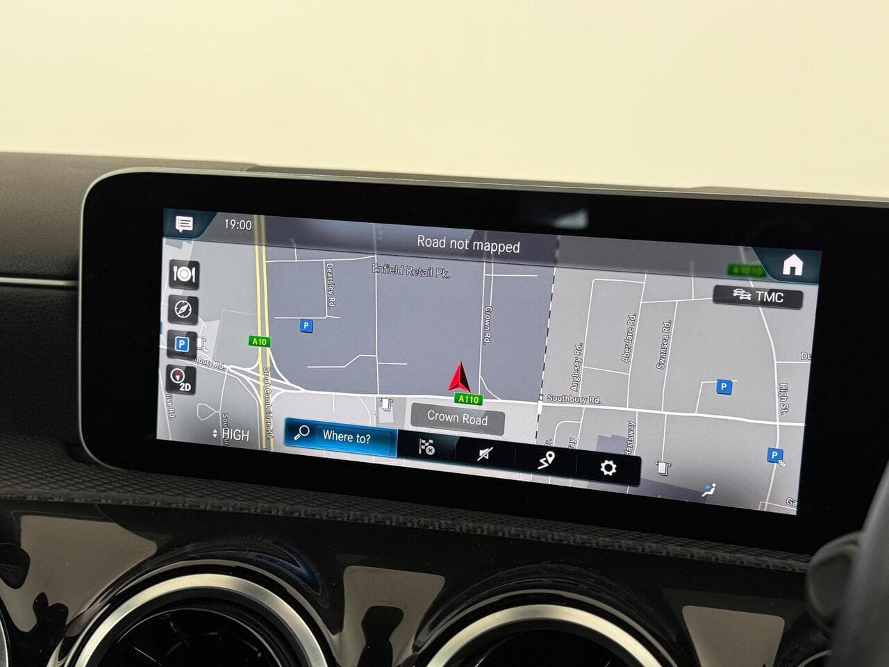 Mercedes-Benz A Class thumbnail Infotainment System
