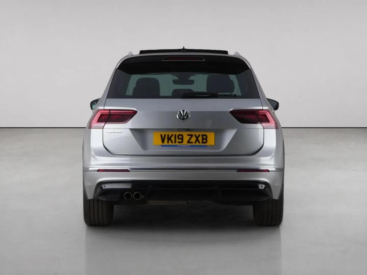 Volkswagen Tiguan thumbnail Rear
