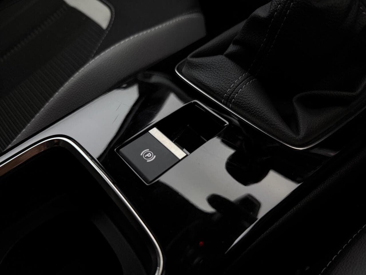 Vauxhall Mokka thumbnail Misc Controls
