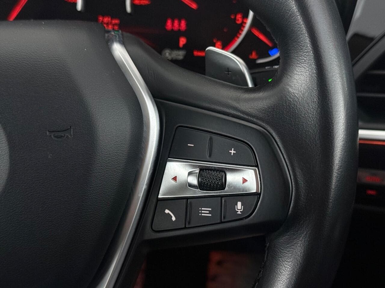 BMW 3 Series thumbnail Misc Controls