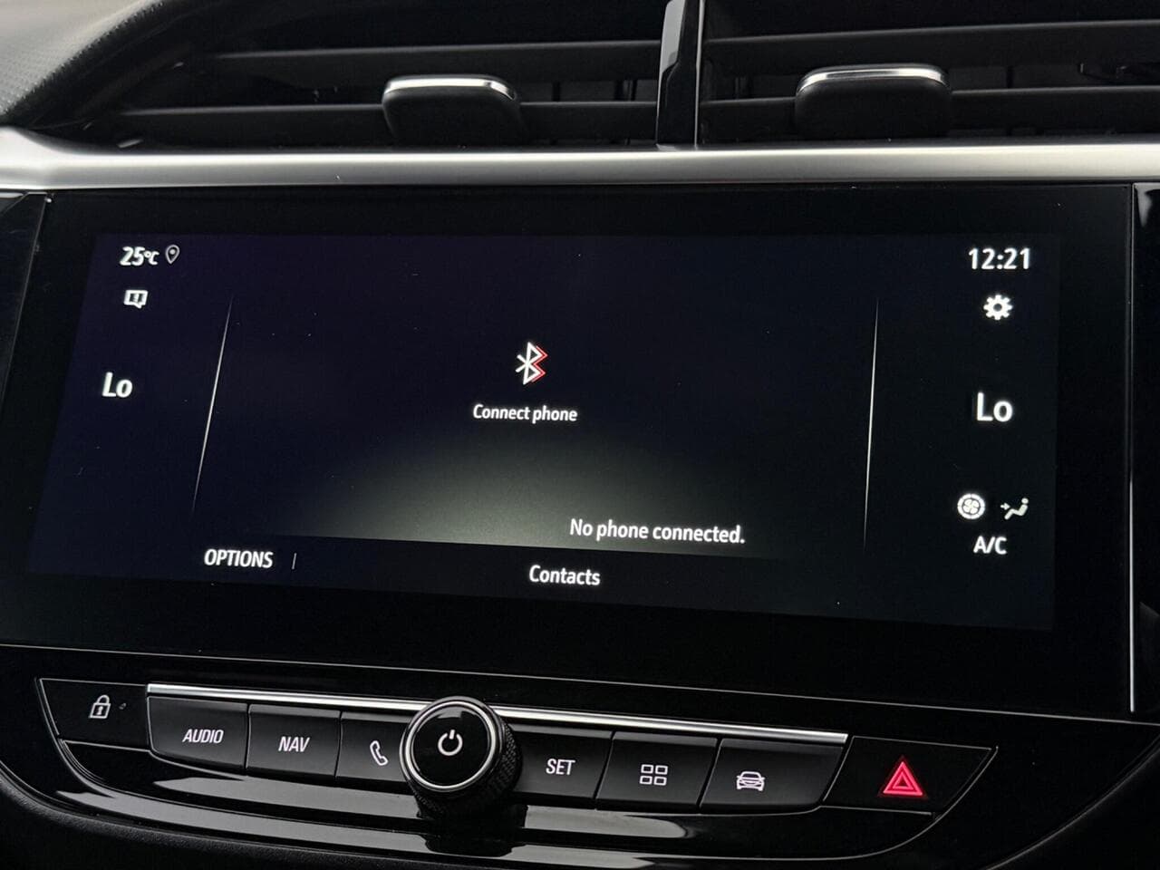 Vauxhall Corsa thumbnail Infotainment System