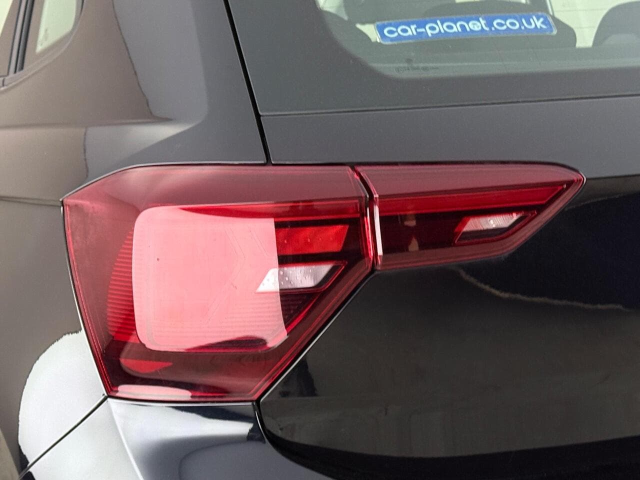Volkswagen Polo thumbnail Lights Rear