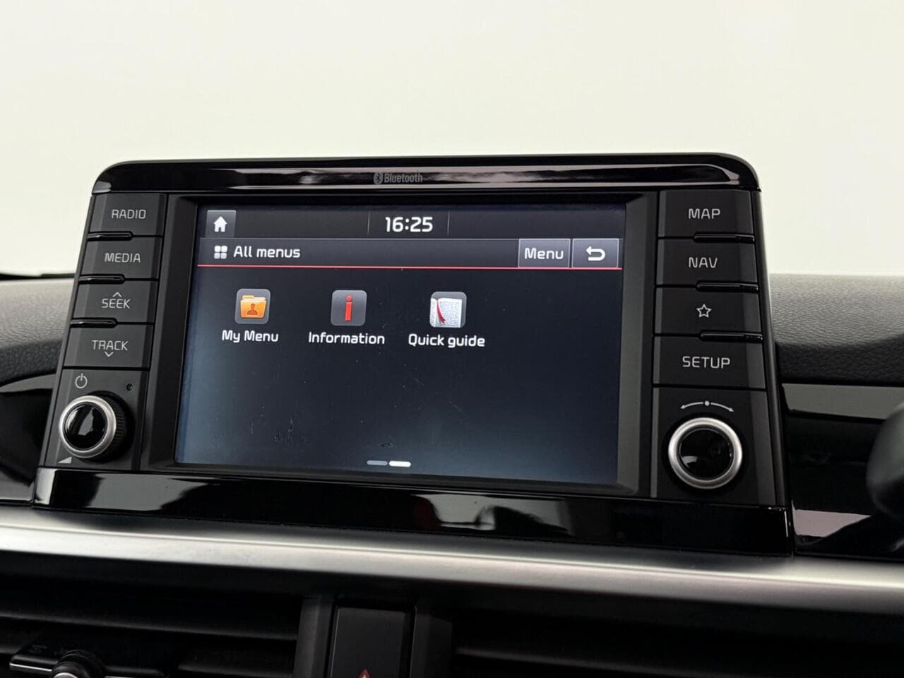 Kia Picanto thumbnail Infotainment System