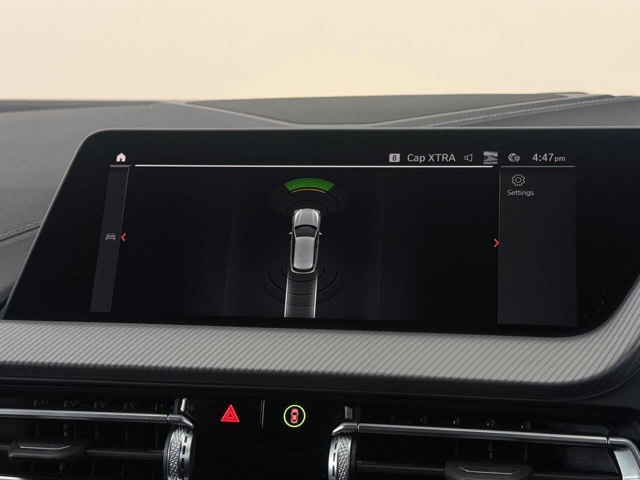 BMW 1 Series thumbnail Infotainment System