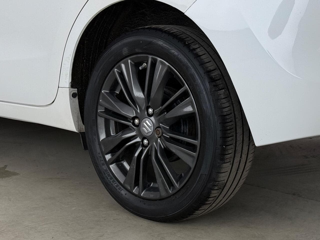 Suzuki Baleno thumbnail Wheel
