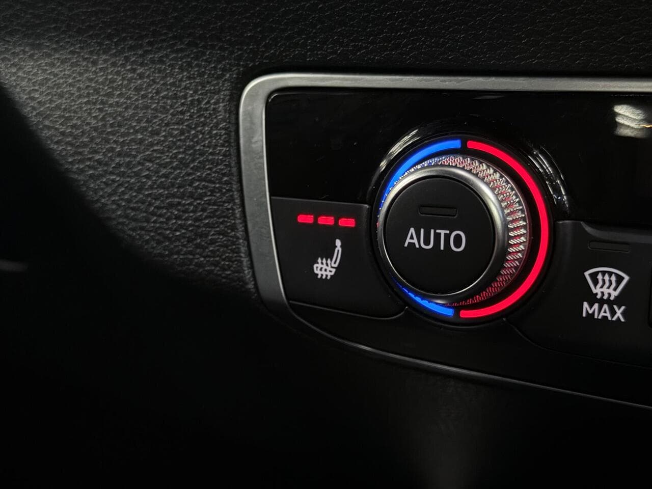 Audi Q2 thumbnail Misc Controls