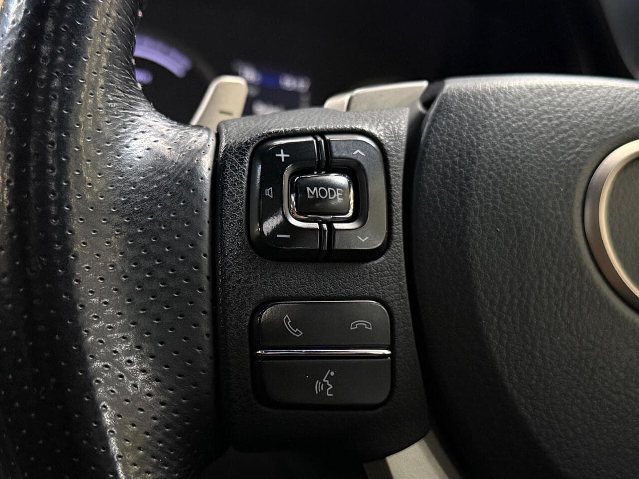 Lexus NX thumbnail Misc Controls