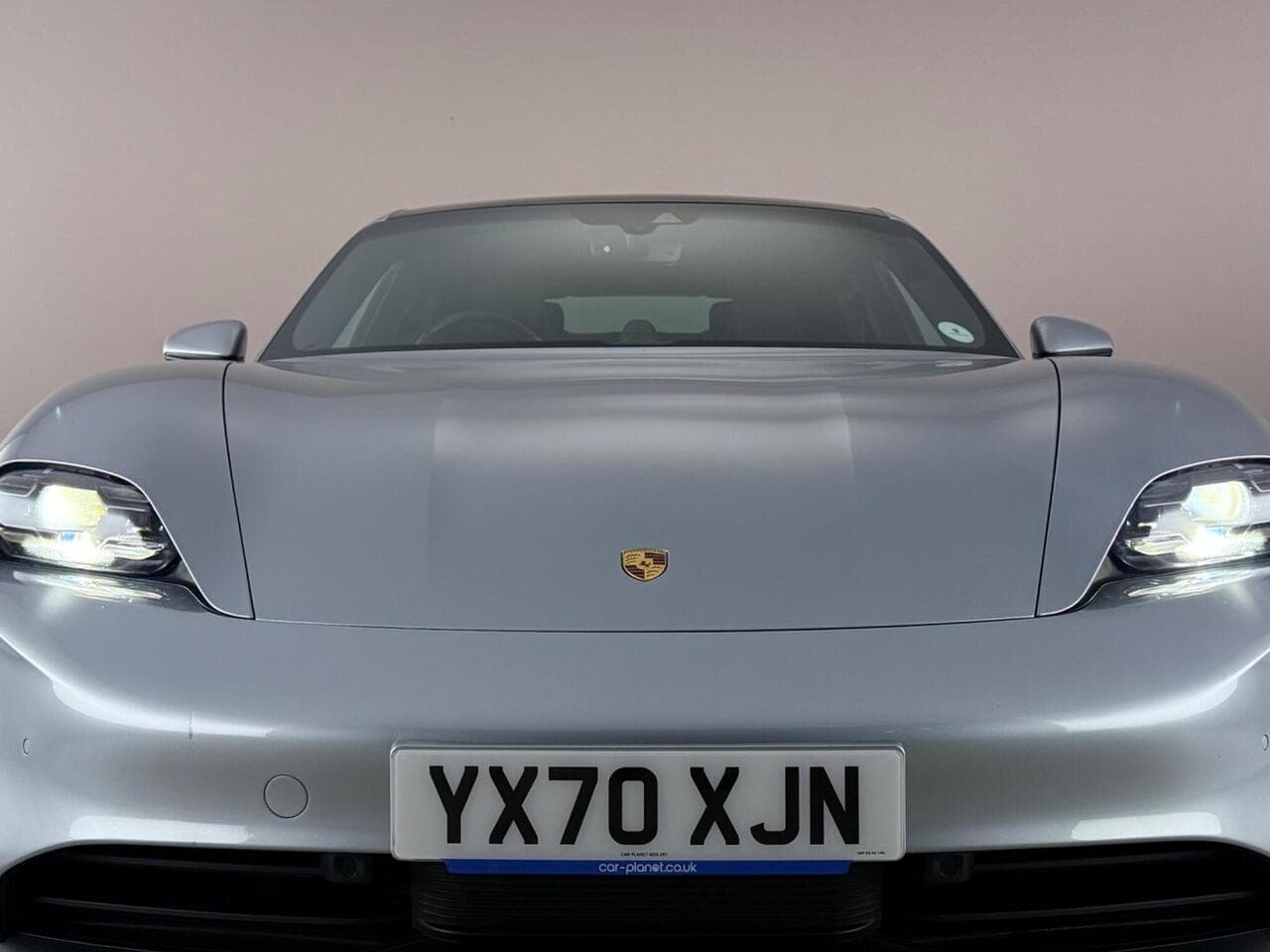 Porsche Taycan thumbnail Inconclusive