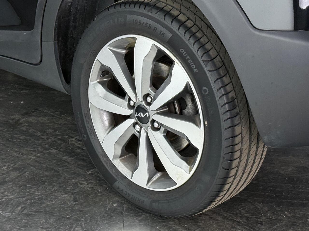 Kia Stonic thumbnail Wheel