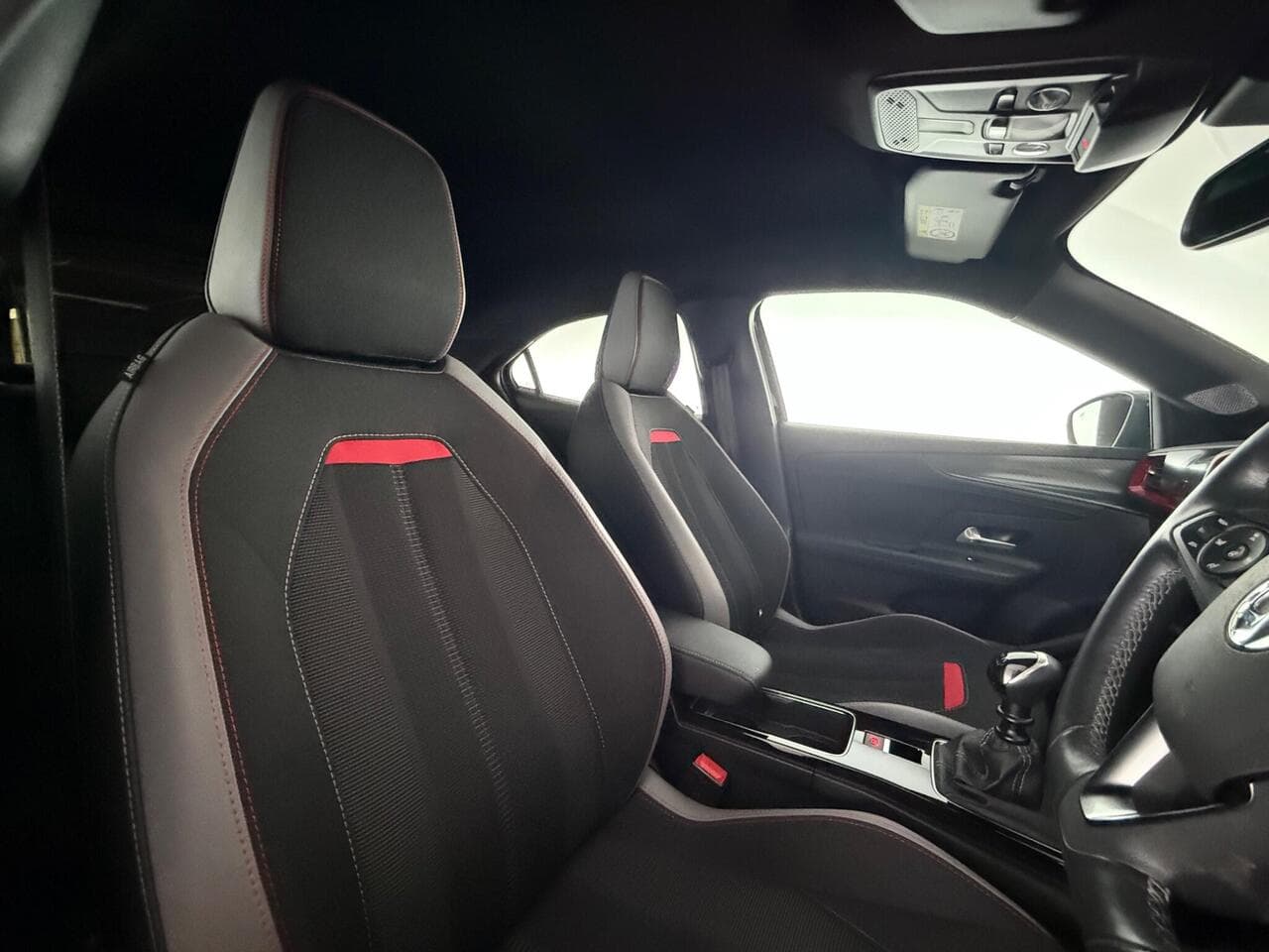 Vauxhall Mokka thumbnail Seat Driver