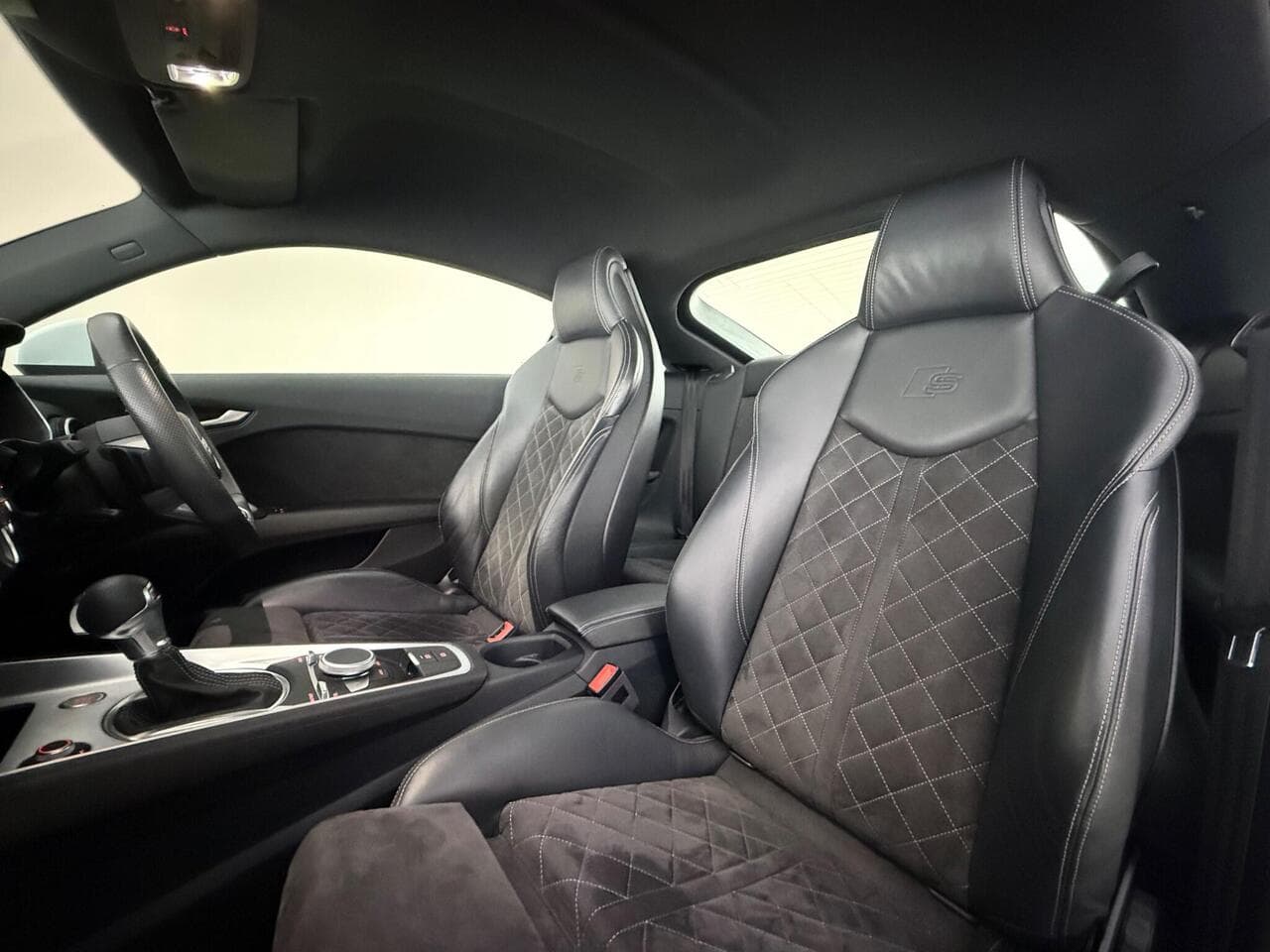 Audi TT thumbnail Seat Front Passenger