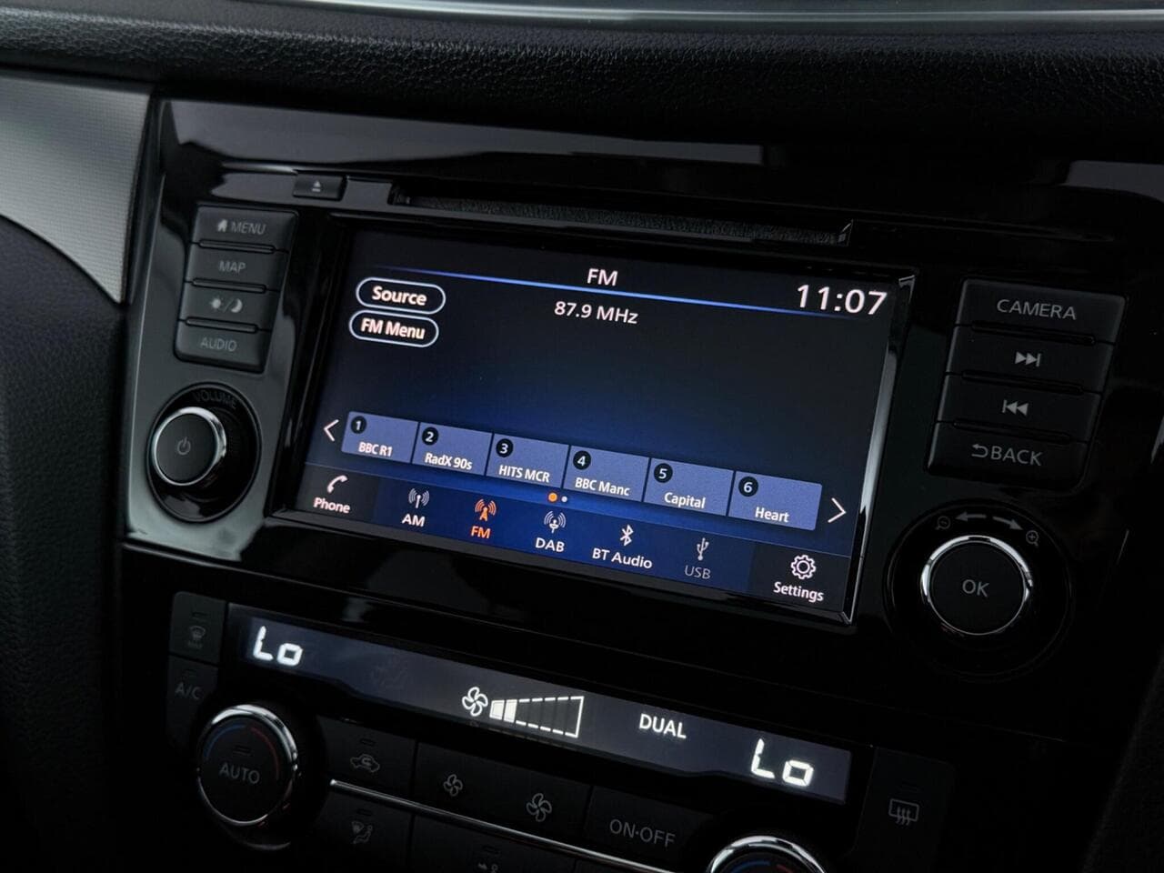 Nissan Qashqai thumbnail Infotainment System