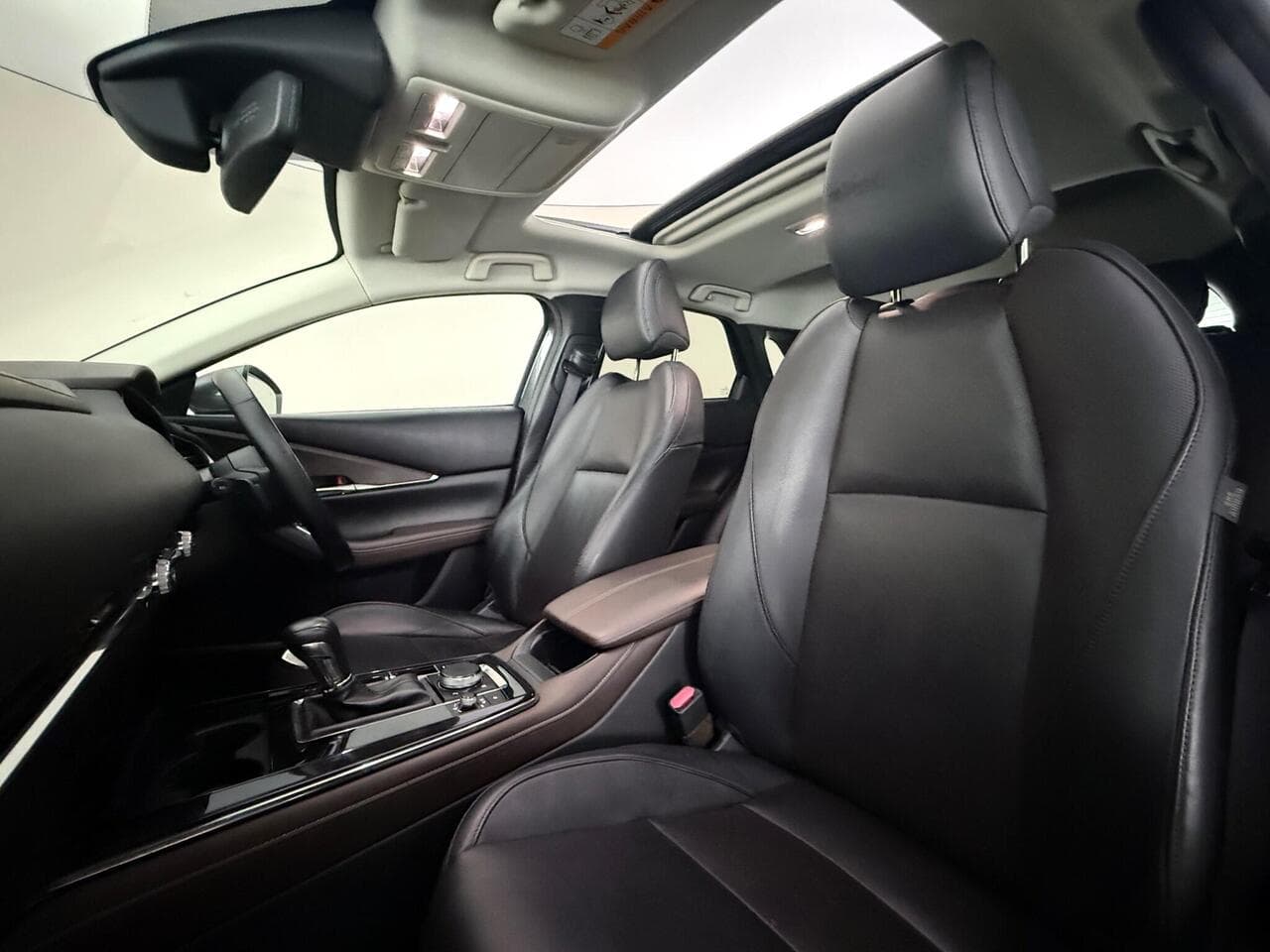 Mazda CX-30 thumbnail Seat Front Passenger