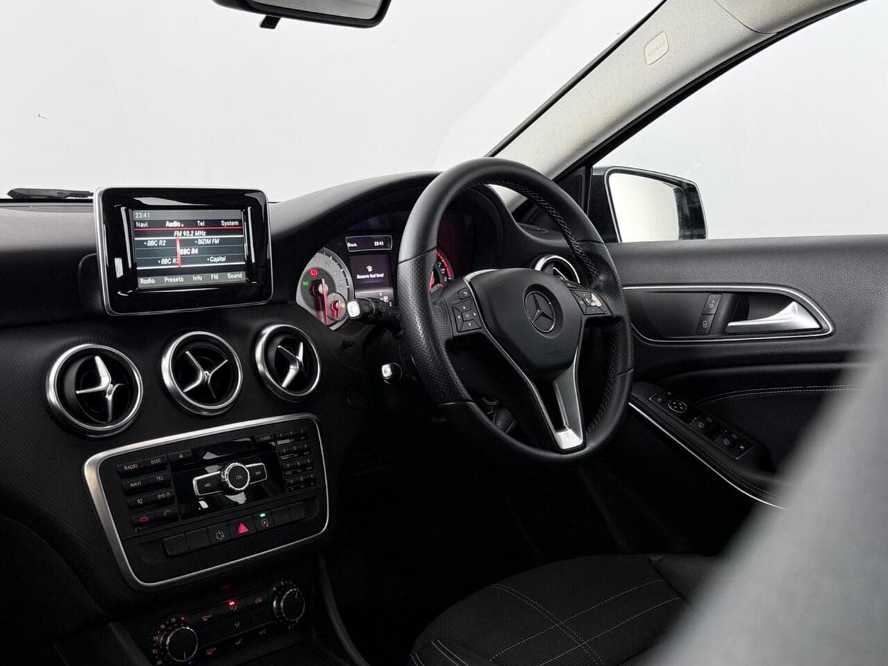 Mercedes-Benz A Class thumbnail Interior Front