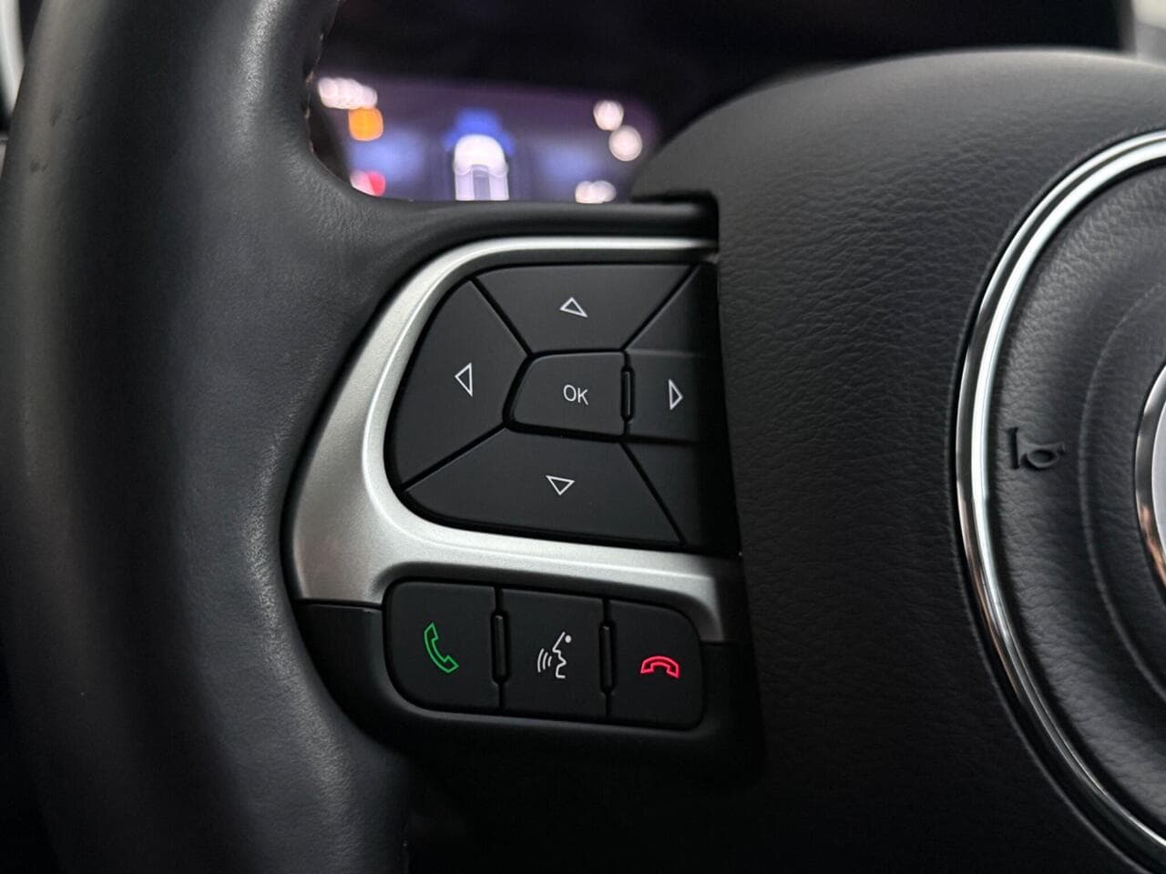 Jeep Compass thumbnail Misc Controls