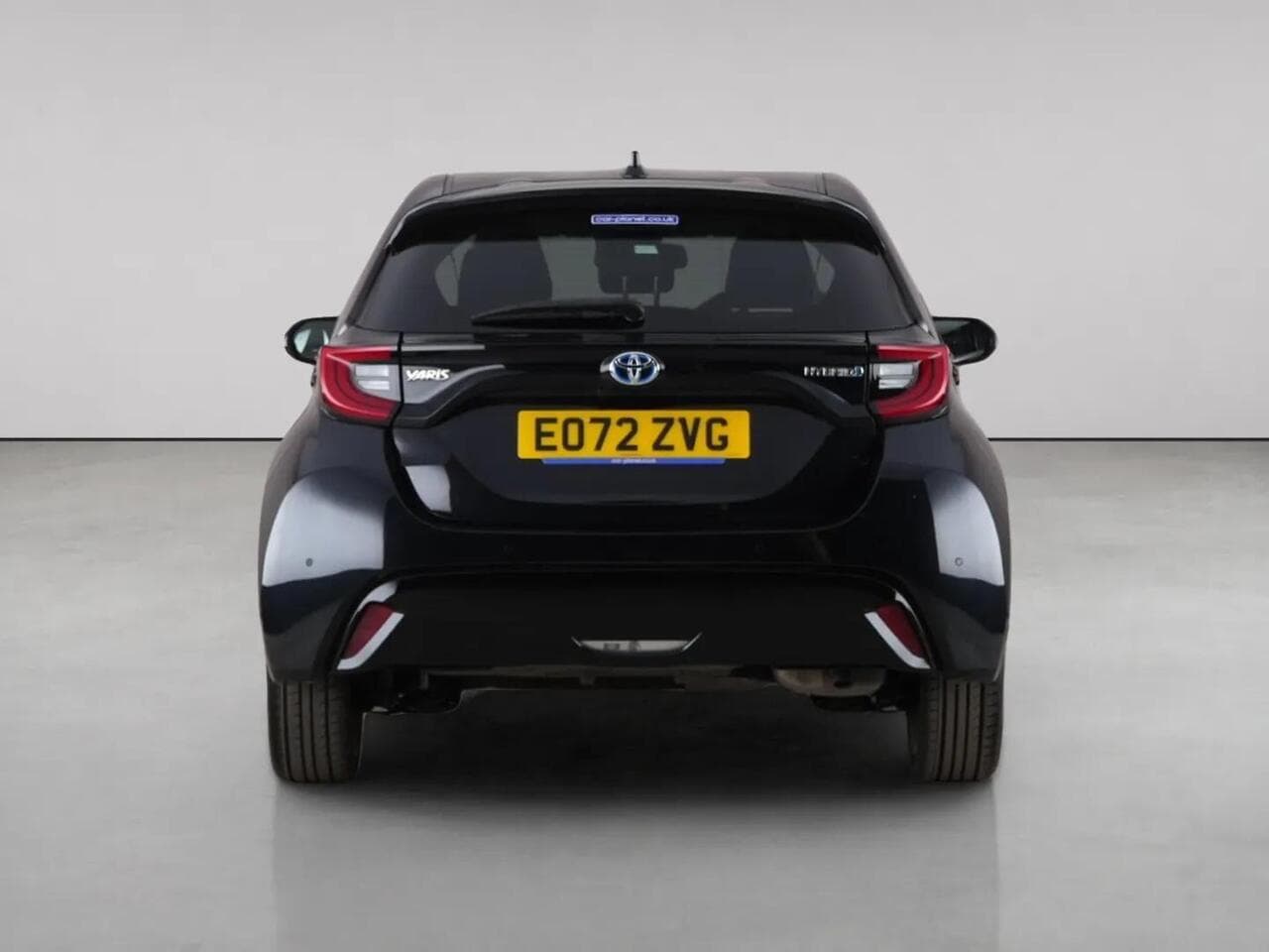 Toyota Yaris thumbnail Rear