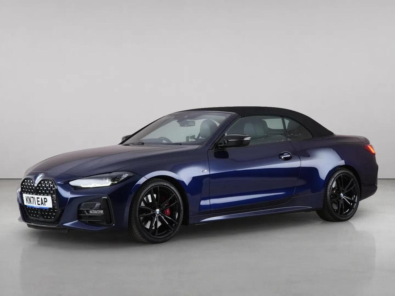 BMW 4 Series thumbnail Front Left