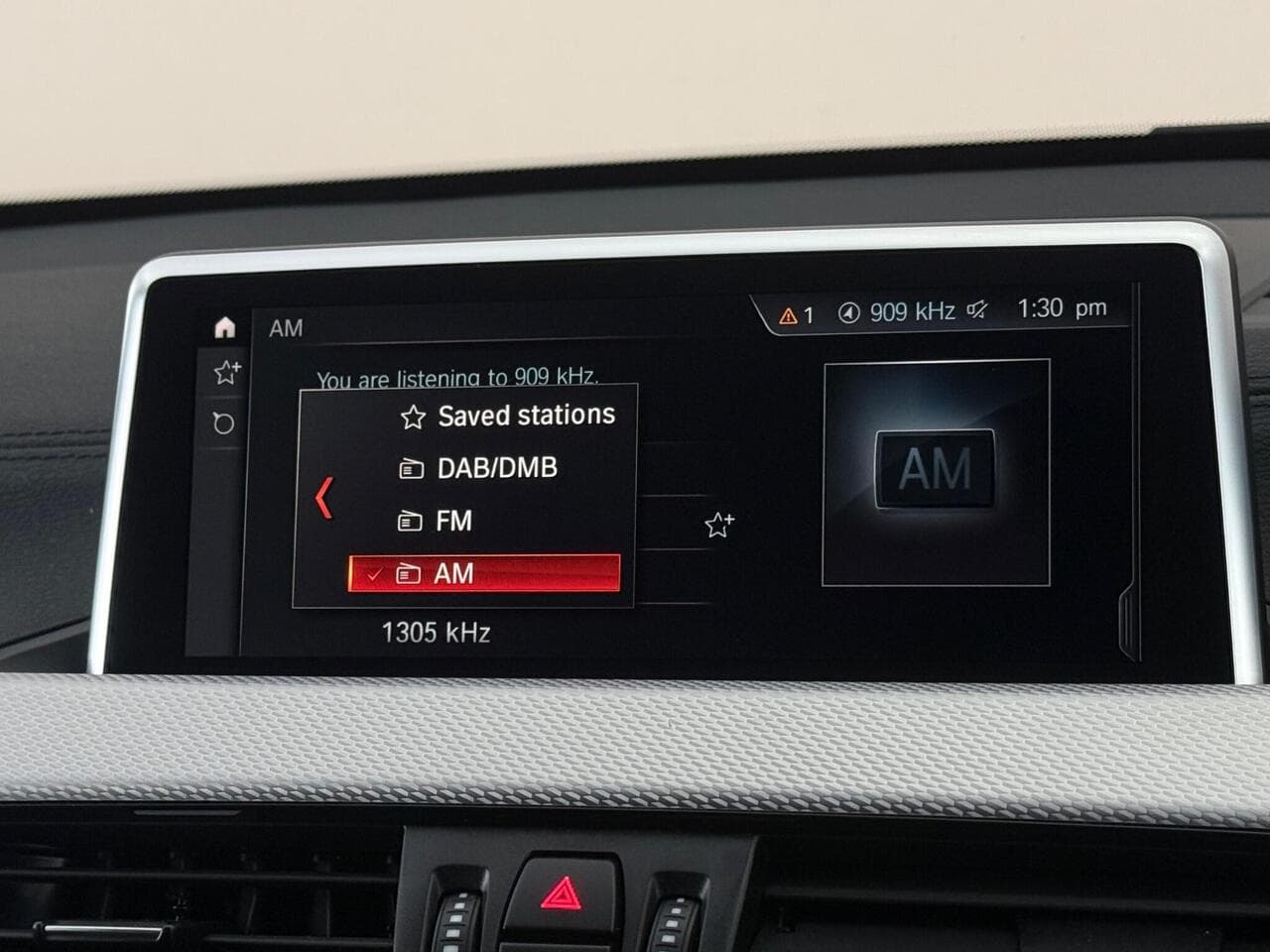 BMW X1 thumbnail Infotainment System