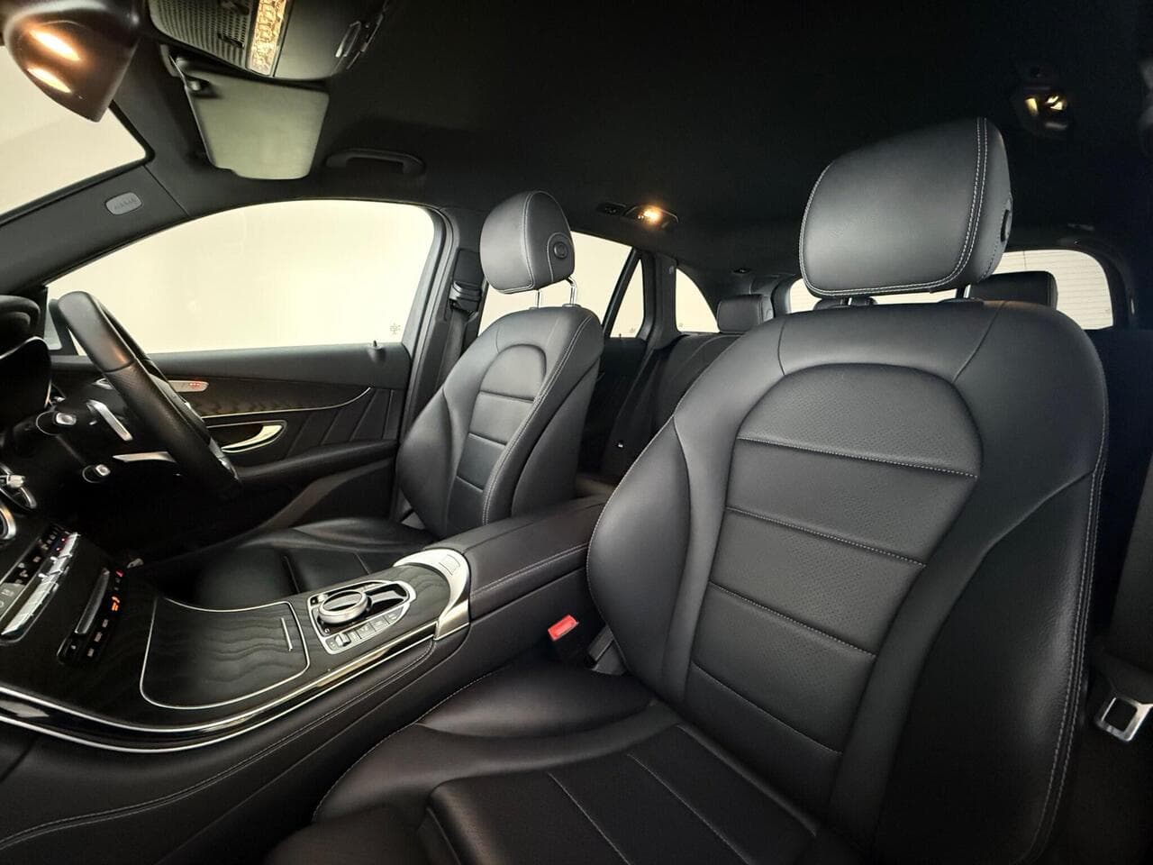 Mercedes-Benz GLC thumbnail Seat Front Passenger