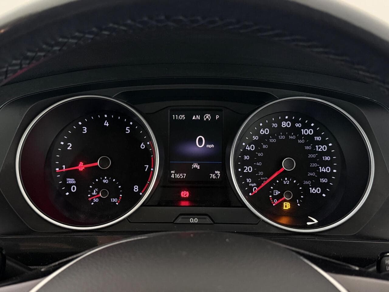 Volkswagen Tiguan thumbnail Driver Instruments