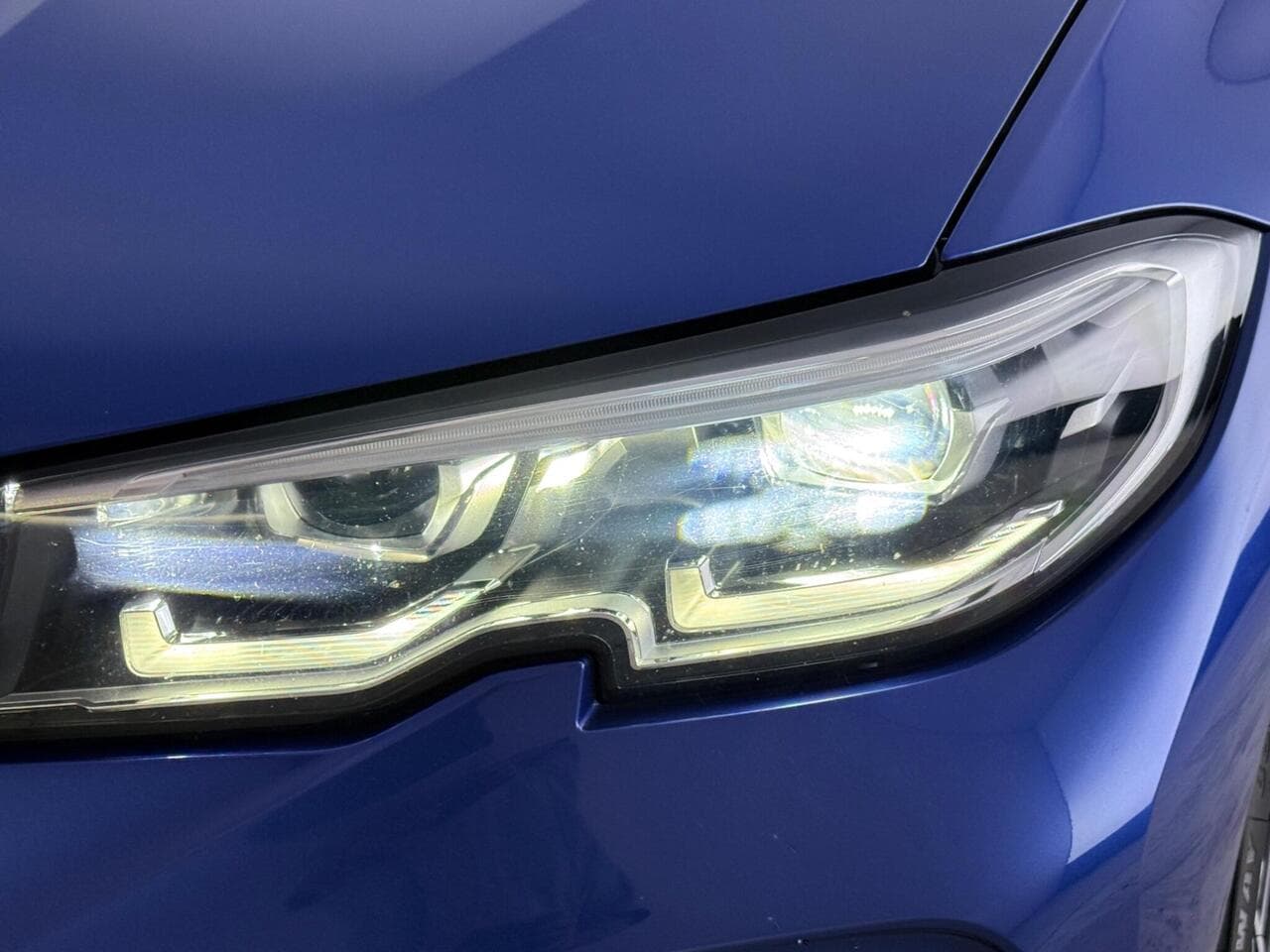 BMW 3 Series thumbnail Lights Front
