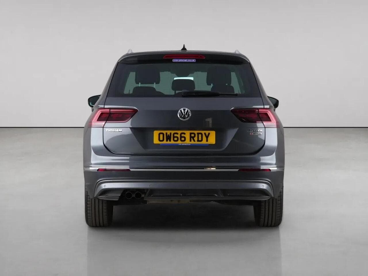Volkswagen Tiguan thumbnail Rear