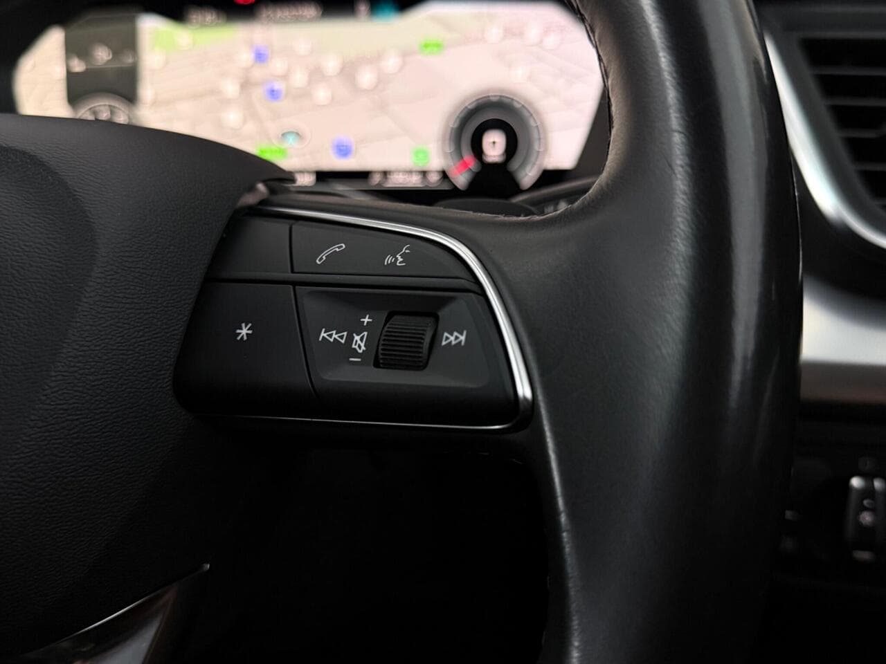 Audi Q5 thumbnail Misc Controls
