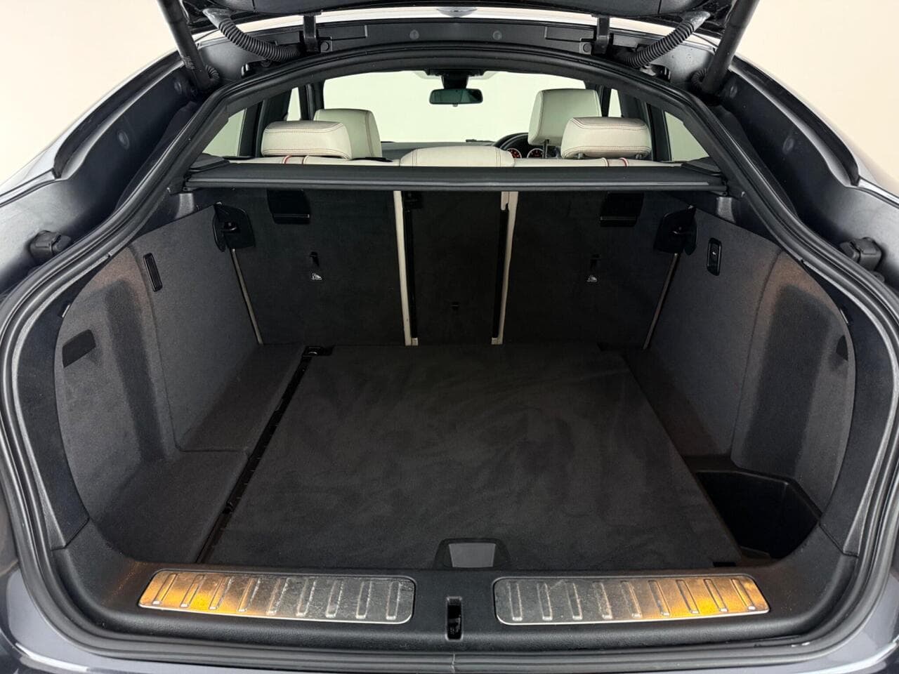BMW X4 thumbnail Boot