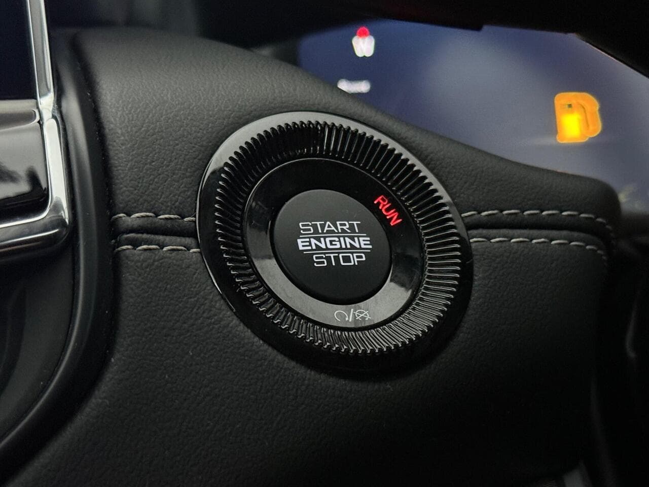 Jeep Compass thumbnail Driver Instruments