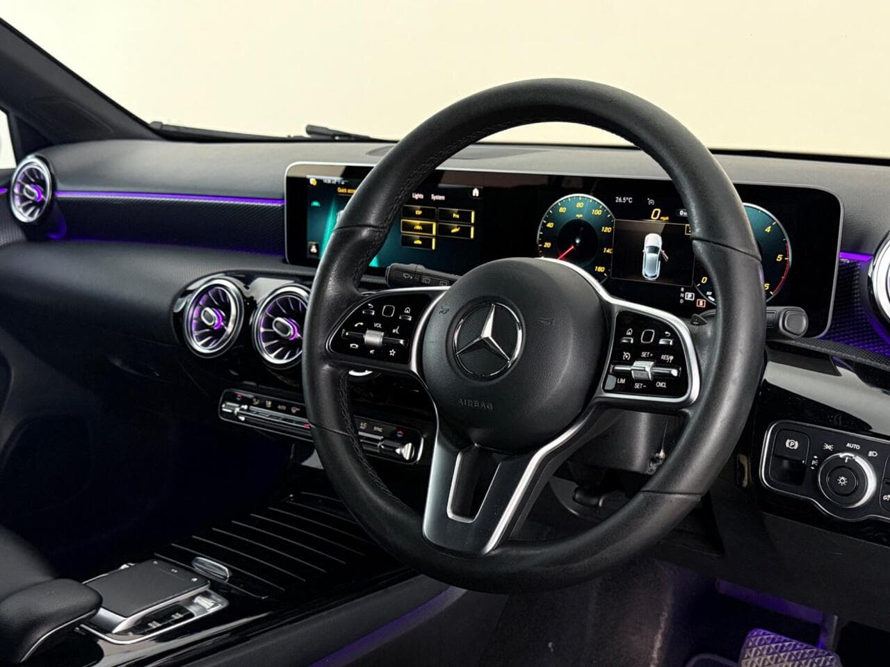 Mercedes-Benz A Class thumbnail Steering Wheel