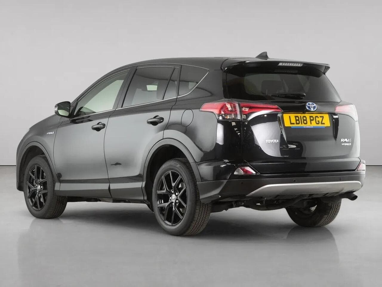 Toyota RAV4 thumbnail Rear Left