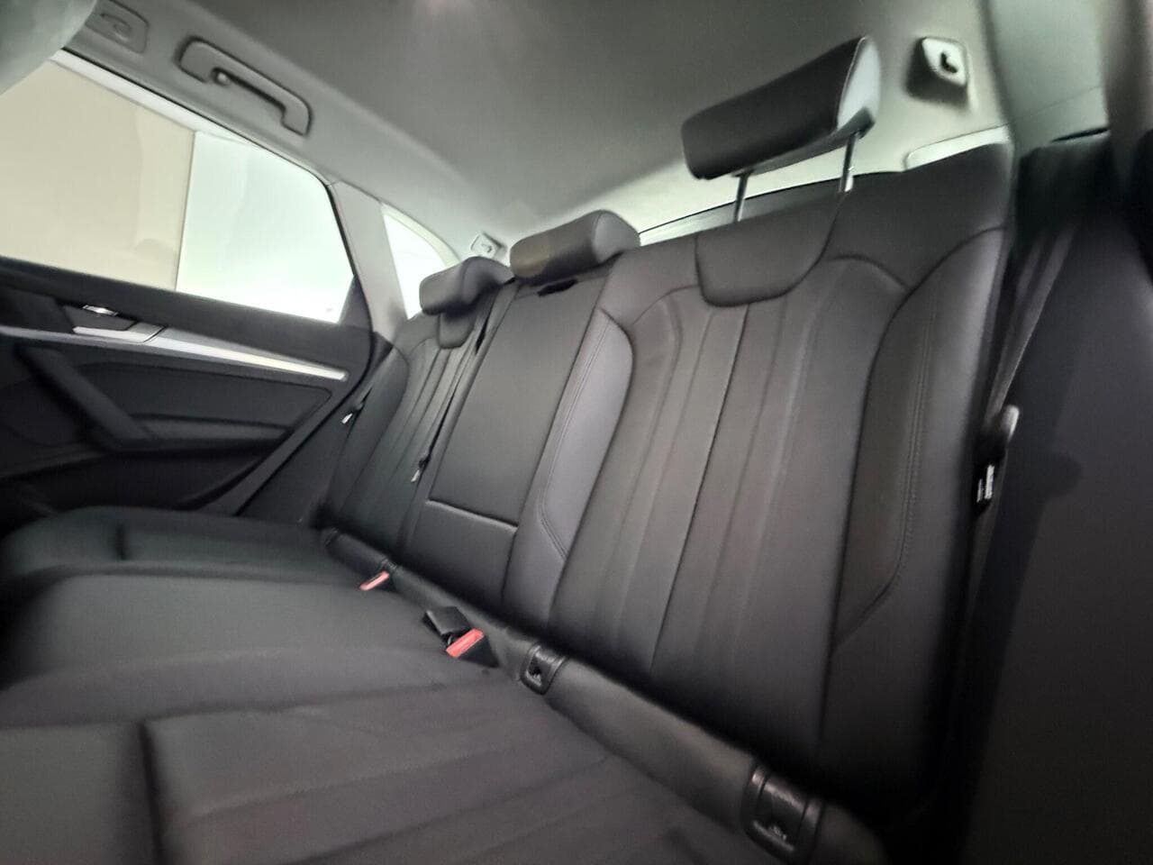 Audi Q5 thumbnail Seats Rear