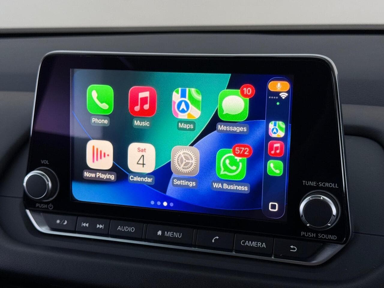 Nissan Qashqai thumbnail Infotainment System