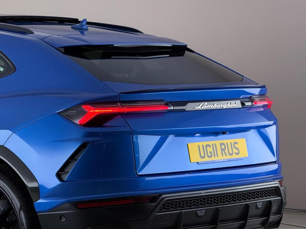 Lamborghini Urus thumbnail Inconclusive