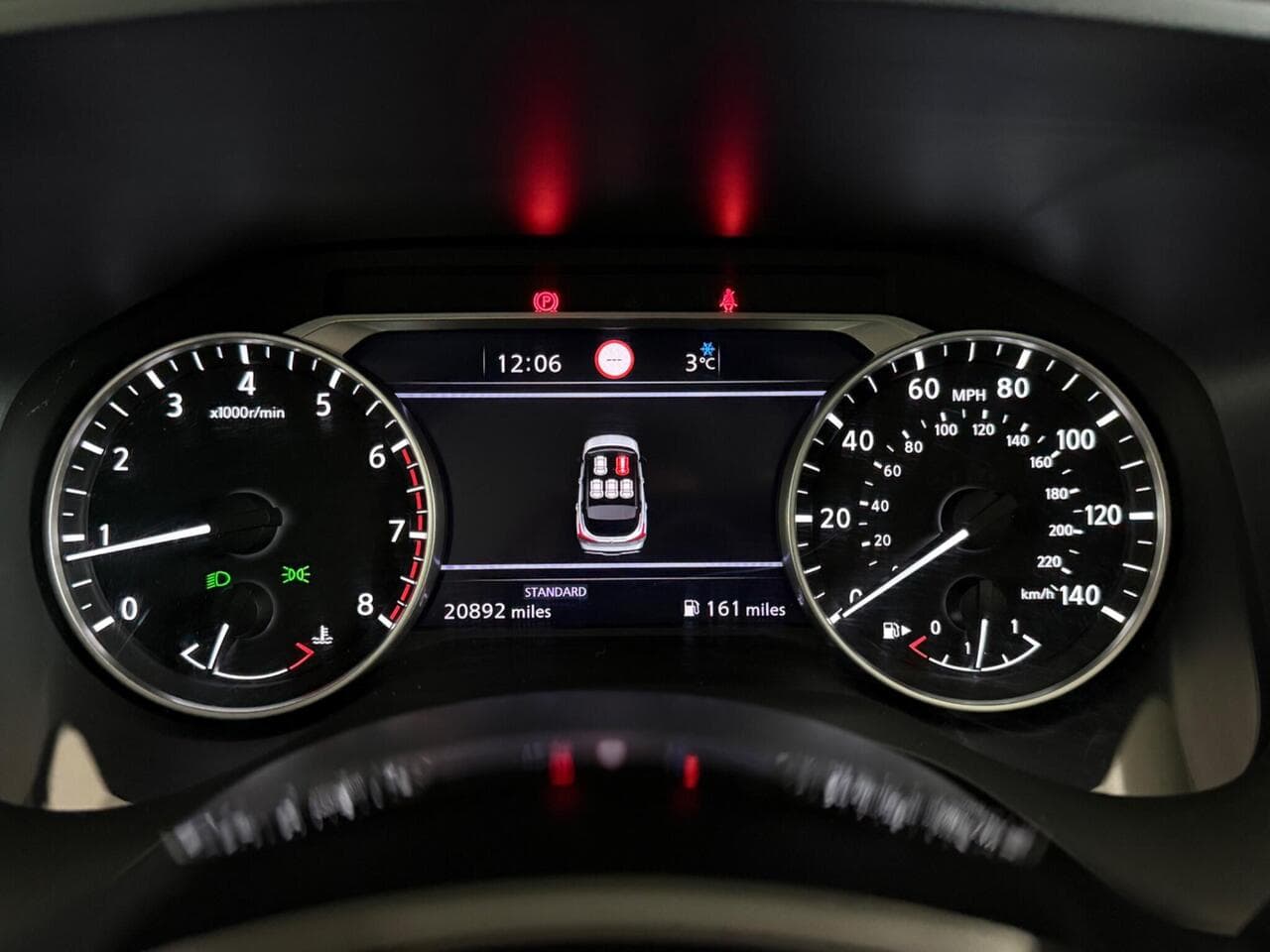 Nissan Qashqai thumbnail Driver Instruments