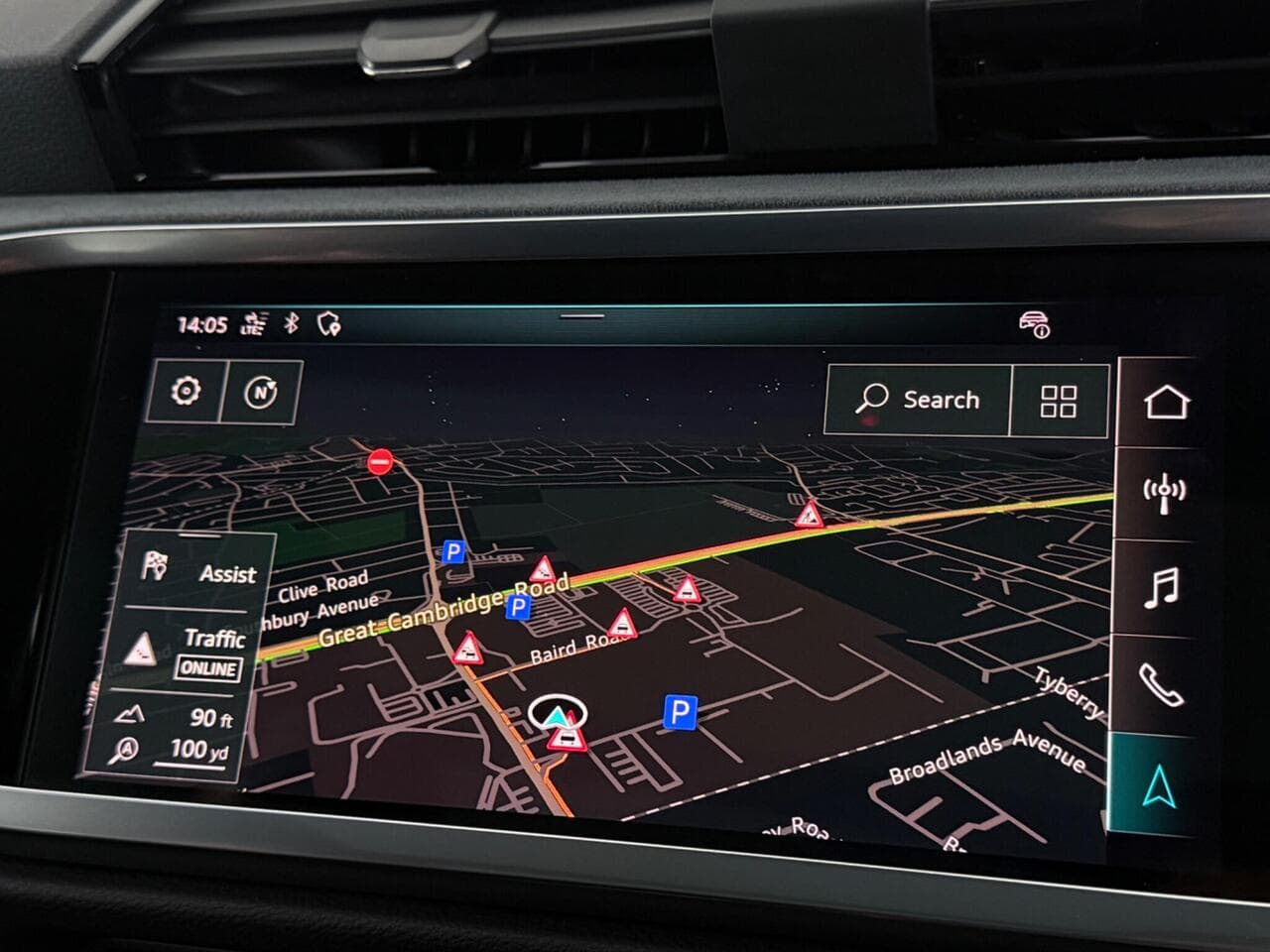Audi Q3 thumbnail Infotainment System