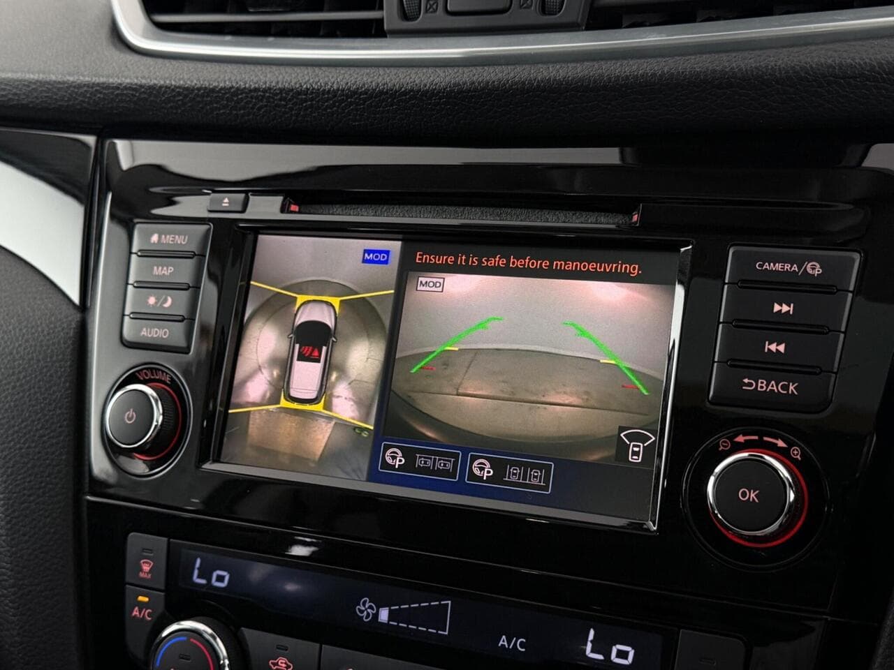 Nissan Qashqai thumbnail Infotainment System