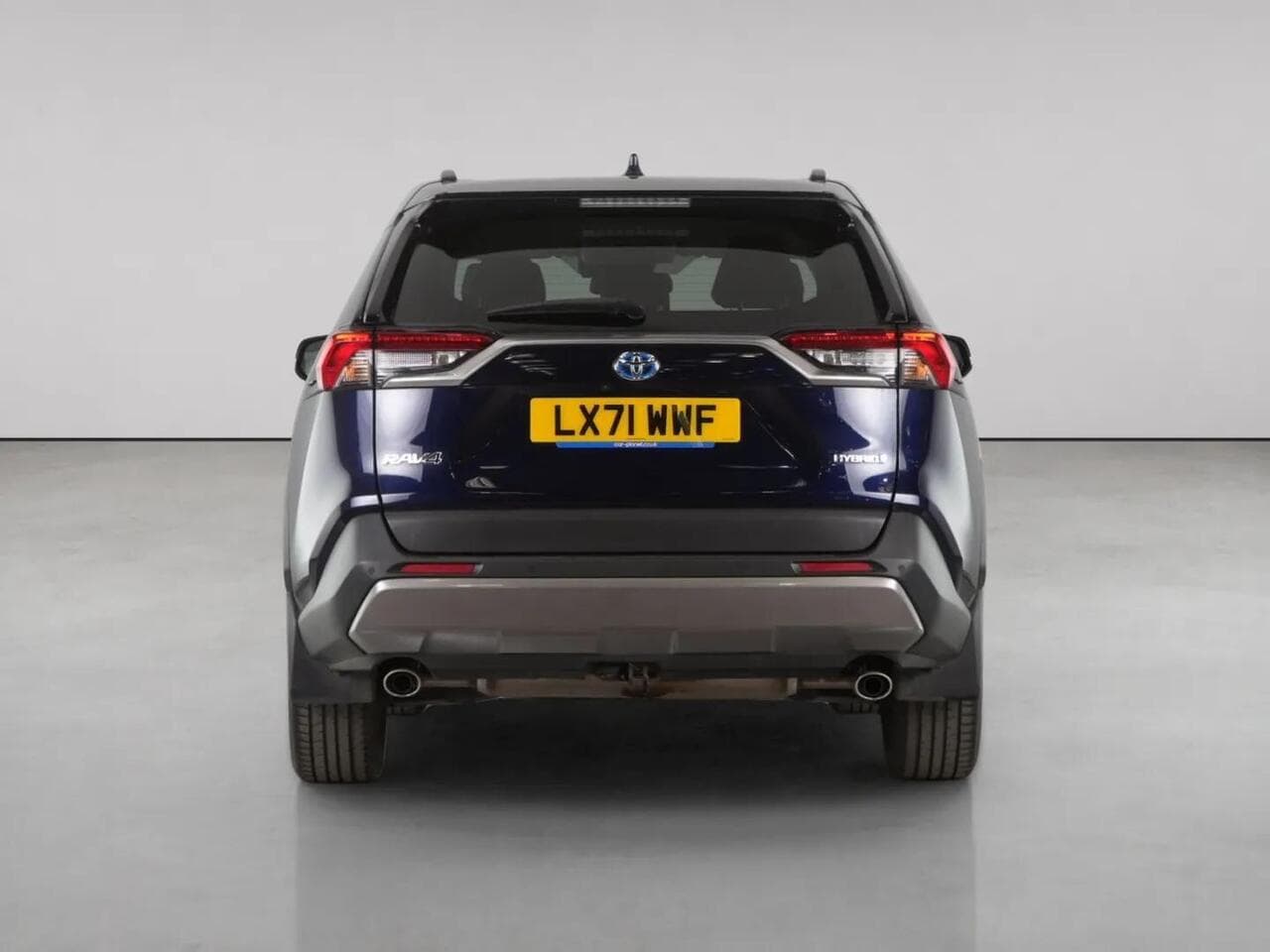Toyota RAV4 thumbnail Rear
