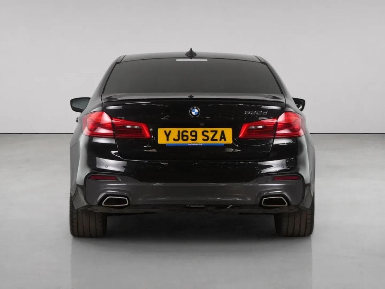 BMW 5 Series thumbnail Rear