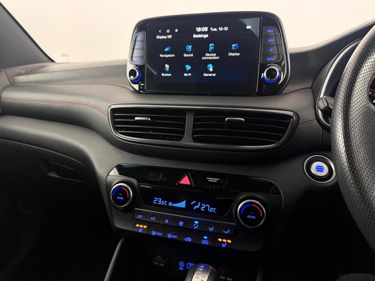 Hyundai TUCSON thumbnail Infotainment System