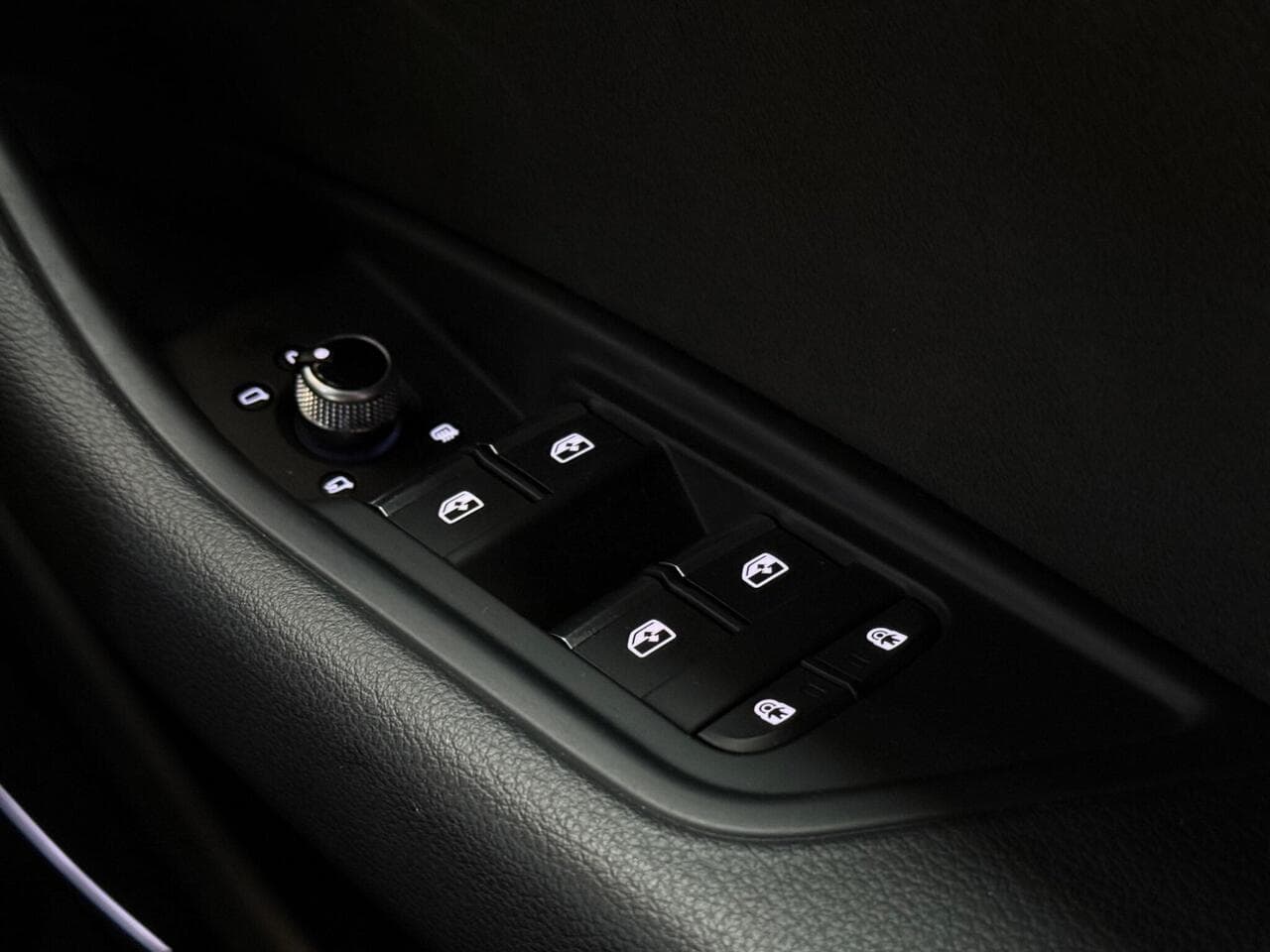 Audi A5 thumbnail Misc Controls