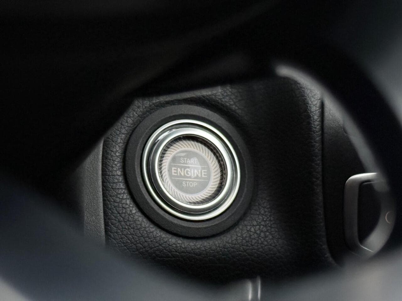 Mercedes-Benz GLC thumbnail Wheel