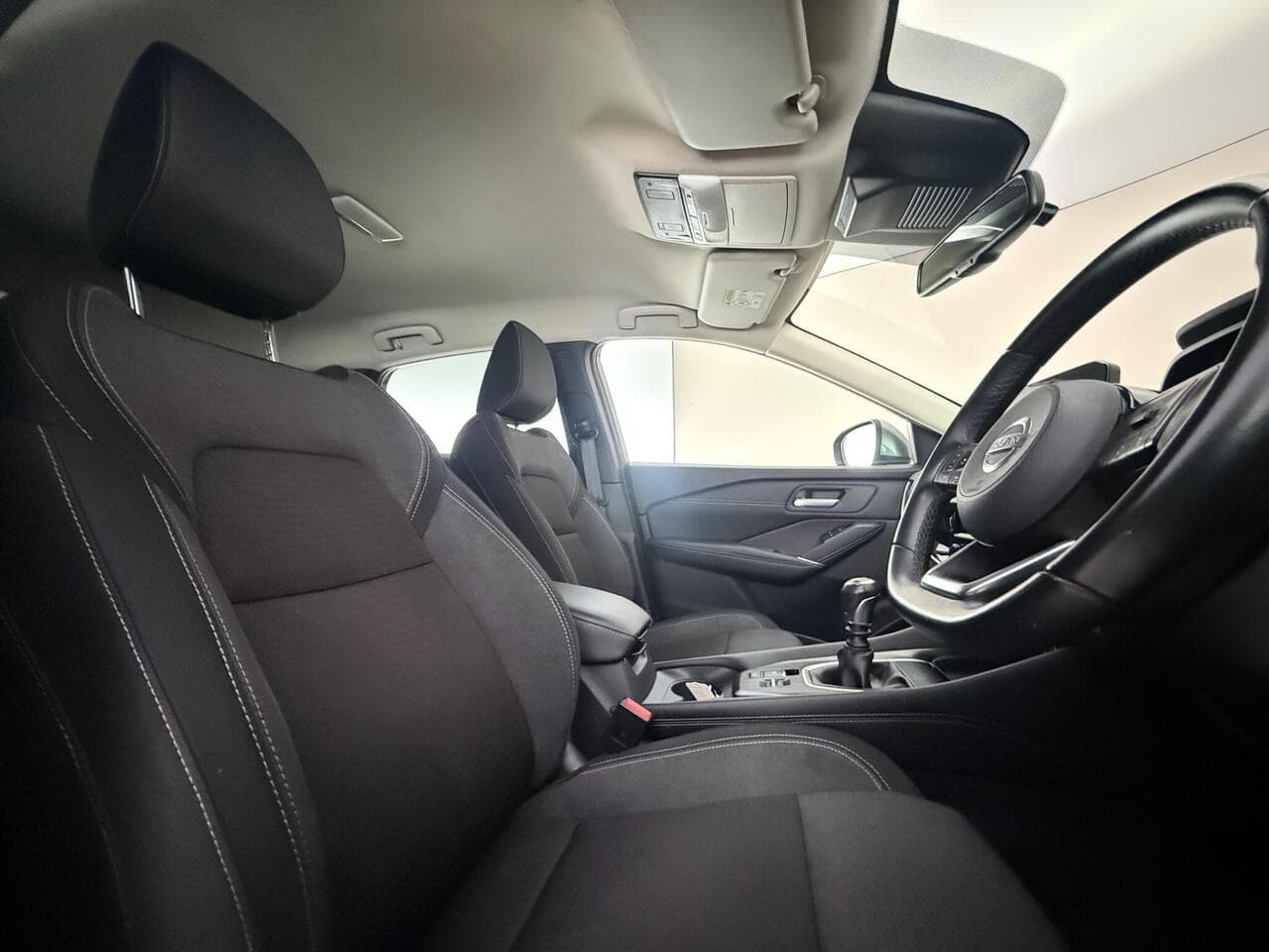 Nissan Qashqai thumbnail Seat Driver