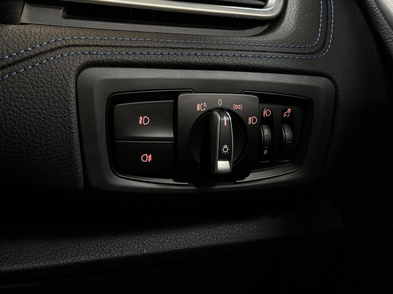 BMW 2 Series Active Tourer thumbnail Misc Controls