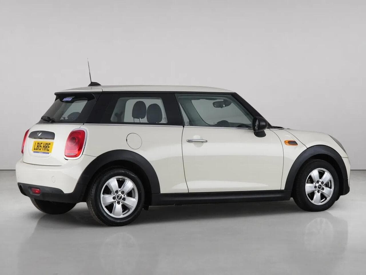 MINI Hatch thumbnail Side Right