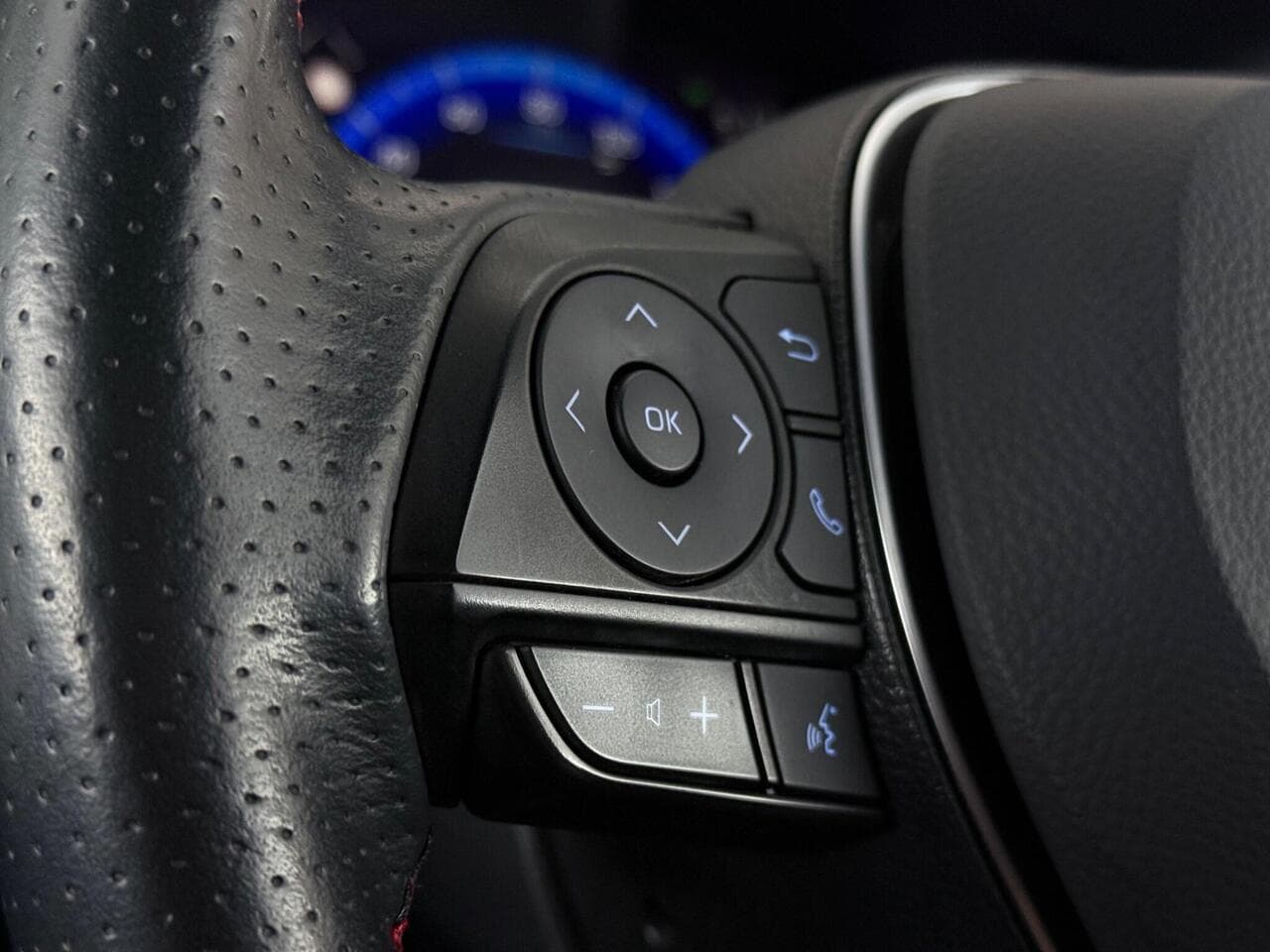 Toyota Corolla thumbnail Misc Controls