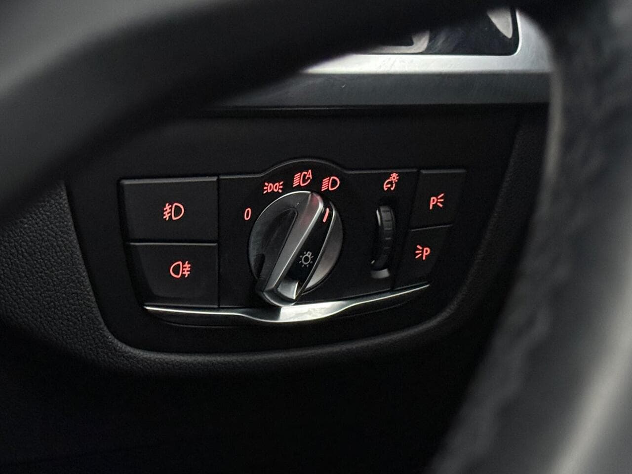 BMW X3 thumbnail Misc Controls