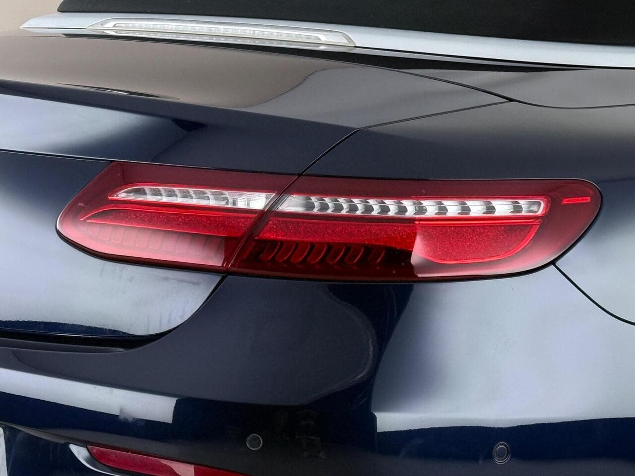 Mercedes-Benz E Class thumbnail Lights Rear