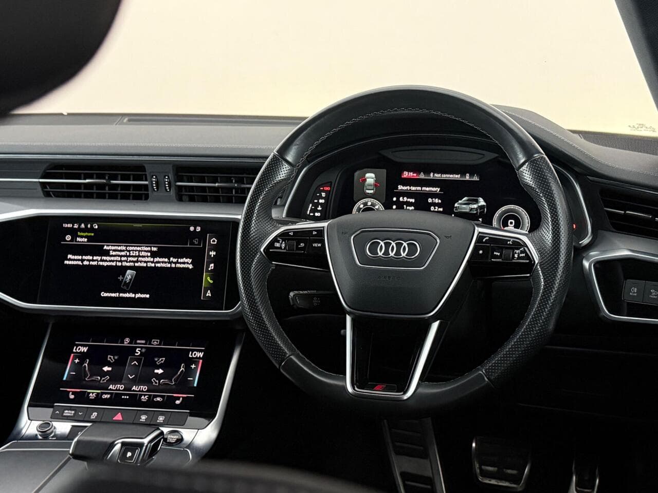 Audi A6 Saloon thumbnail Steering Wheel