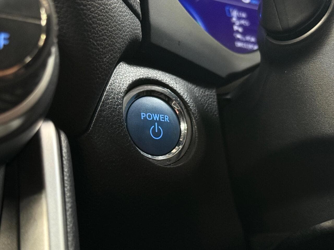 Toyota RAV4 thumbnail Misc Controls